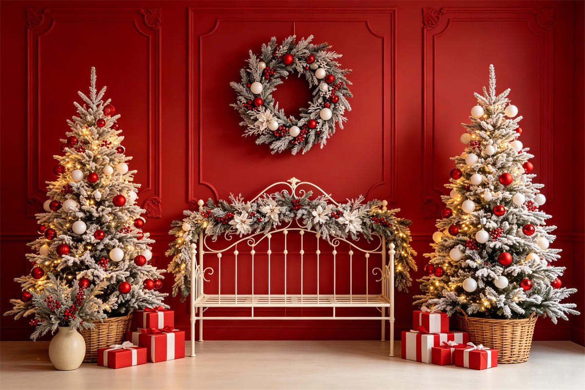 Tête De Lit De Noël Banc Rouge Arbres Givrés Fond En Mousseline De Noël CSH68-80