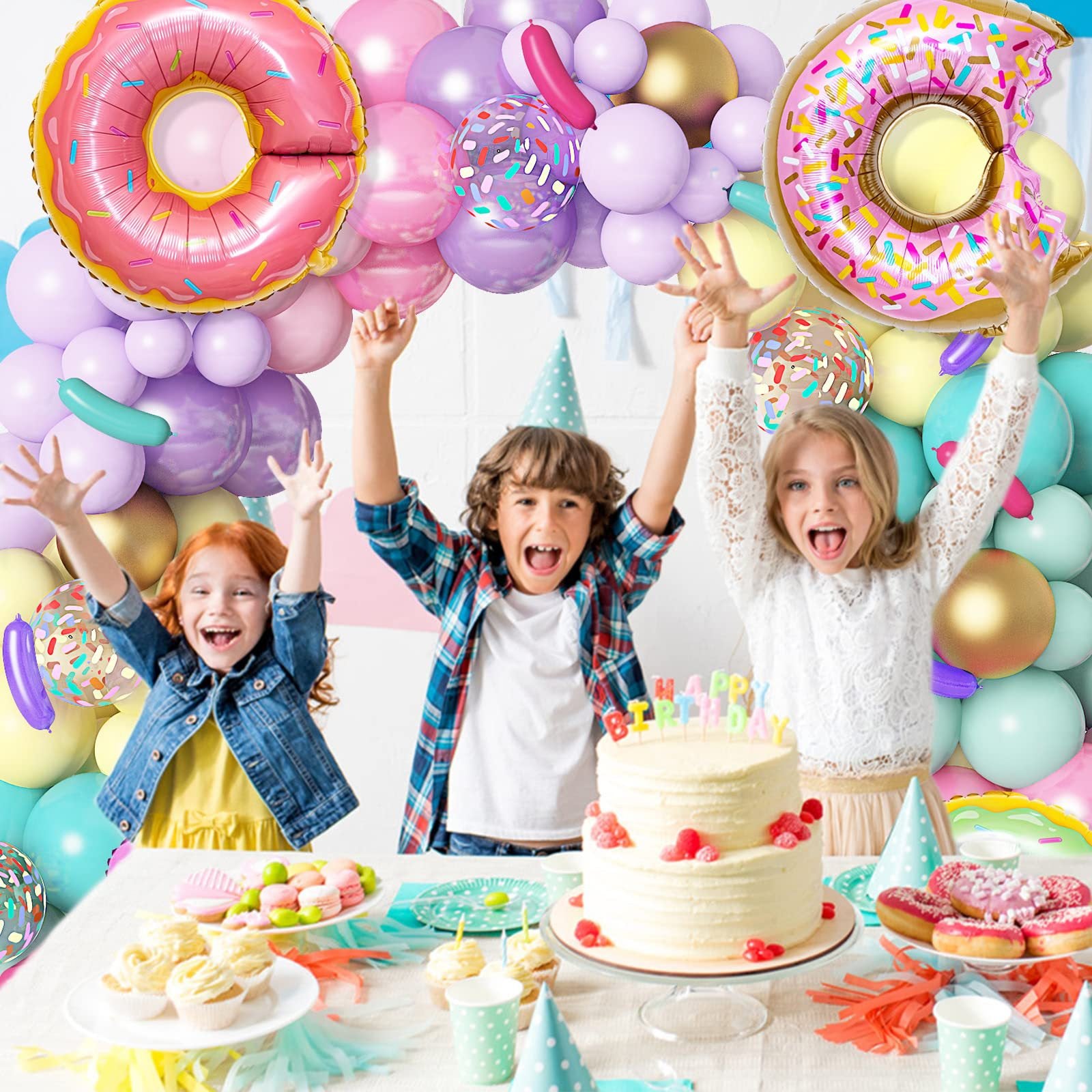 Chaîne de Ballons Fantaisie Macaron Trois Donuts pour Thème d'Anniversaire BA18