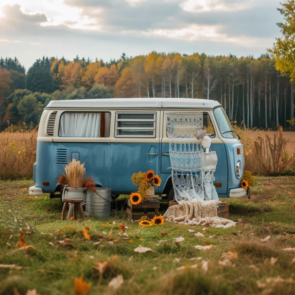 Toile de fond de bus bleu avec tournesols en forêt d'automne BRP7-155