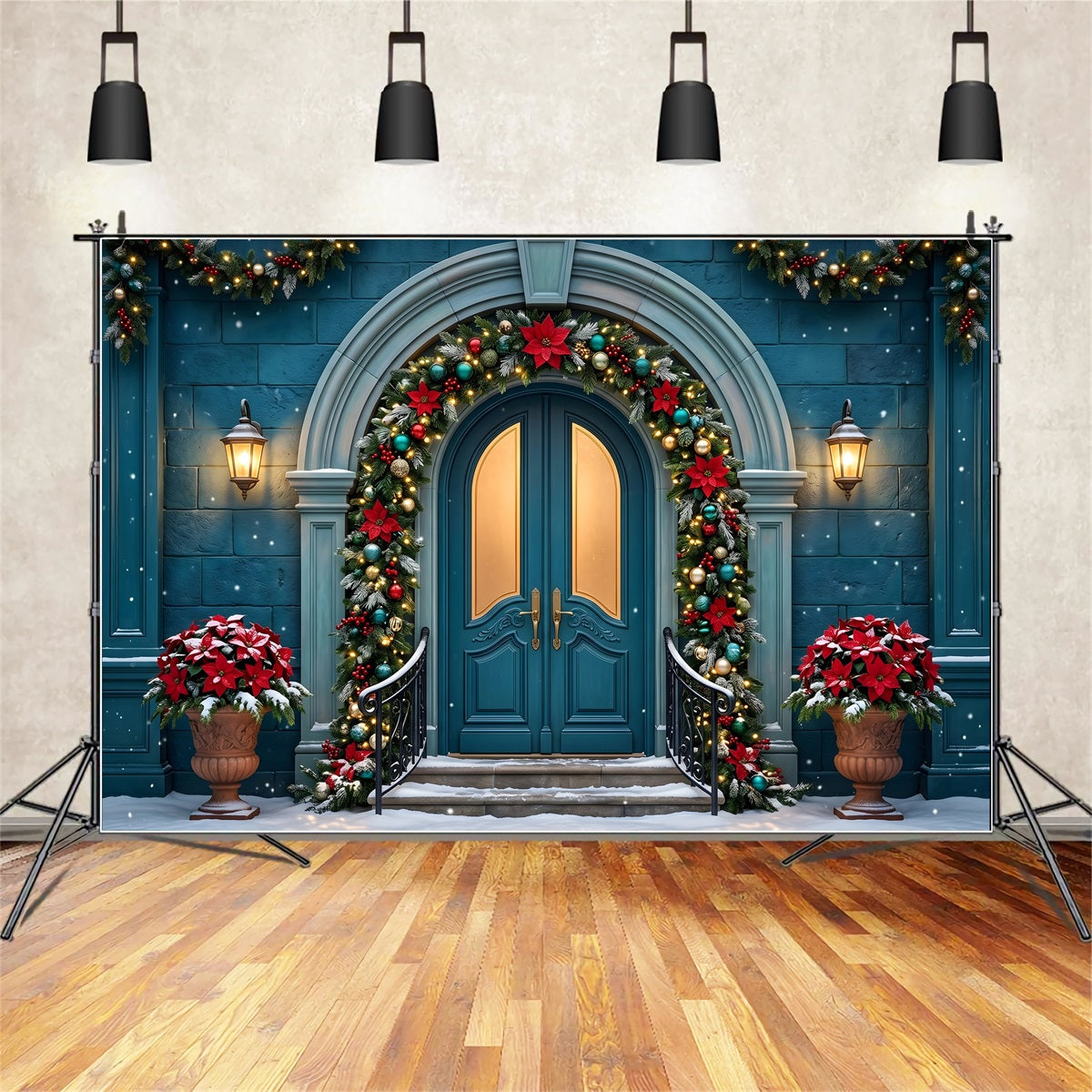 Toile de fond de Noël avec porte cintrée bleu sarcelle poinsettias et guirlande CEM65-153