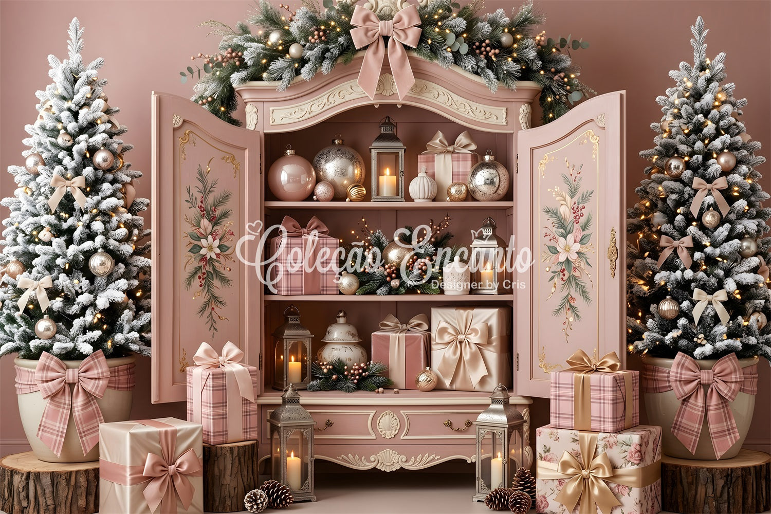 Toile de fond rose de Noël avec armoire pastel et ornements CEM65-195