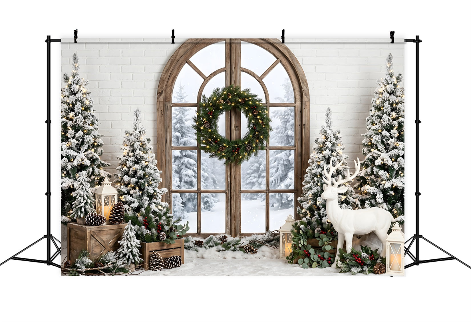 Toile de fond de Noël avec fenêtre givrée couronne cerf et sapins pour photomaton CEM65-74