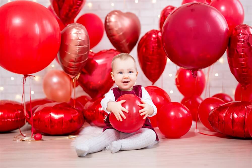 Saint Valentin Ballon Coeur Rouge Bande Lumineuse Mur Blanc Toile de fond M12-12