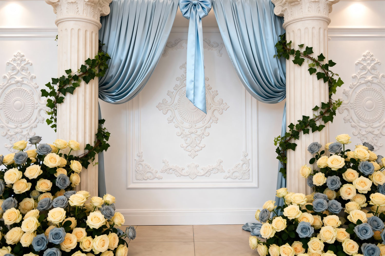 Toile de Fond Mariage Printanier Colonnes De Roses Drapées Bleues Élégance RR62-10