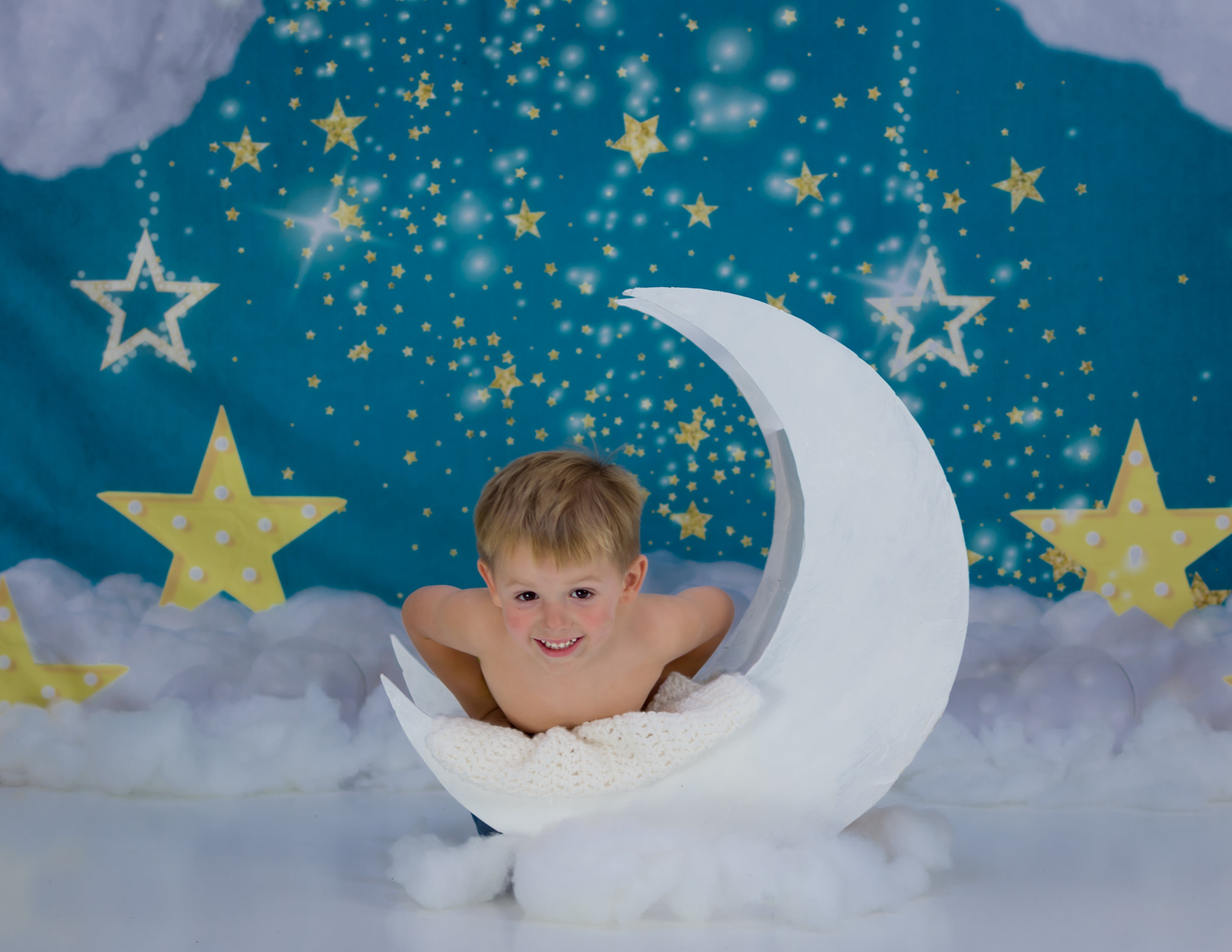 Twinkling Étoiles nuages anniversaire dessin animé toile de fond